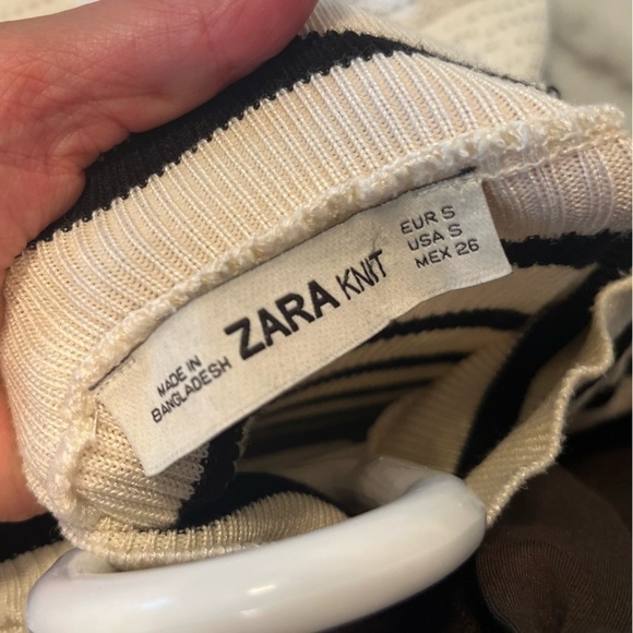 Zara Striped Top - Picture 2 of 2